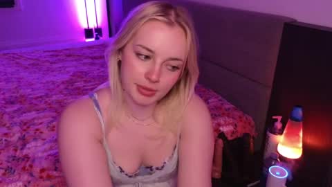 Snapshot of margot_robbie7 chatting on June 4, 2026, 1:00 am margot_robbie7 online show from June 4, 2026, 1:00 am