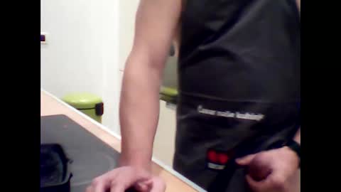 Snapshot of mari08972 chatting on January 8, 2025, 5:48 pm mari08972 online show from January 8, 2025, 5:48 pm