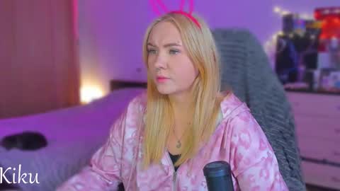 Kiku and Marii - online show from October 12, 2025, 6:18 pm