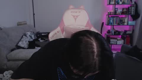 mari moore online show from February 16, 2026, 7:59 am