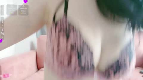 mari_tokyo online show from March 4, 2026, 3:45 am