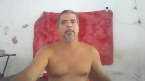 Snapshot of mariaevamotta5 chatting on February 12, 2026, 11:16 am casal delicia online show from February 12, 2026, 11:16 am