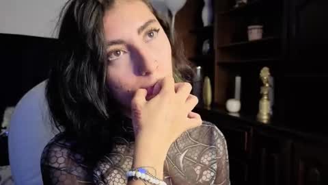 Maria online show from January 5, 2026, 7:17 pm