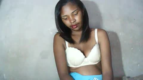 Maria online show from December 14, 2025, 12:49 am