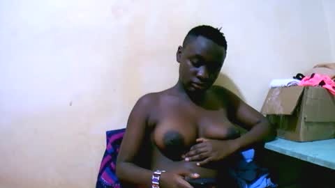 mariah_lovely online show from April 8, 2026, 7:25 pm