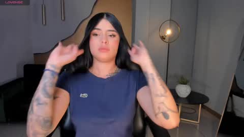 Snapshot of mariaherrera_ chatting on March 5, 2025, 2:46 am MARIA HERRERA online show from March 5, 2025, 2:46 am