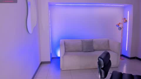Snapshot of mariaherrera_ chatting on September 26, 2025, 8:35 pm MARIA HERRERA online show from September 26, 2025, 8:35 pm