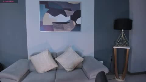 Snapshot of mariaherrera_ chatting on October 7, 2025, 9:23 pm MARIA HERRERA online show from October 7, 2025, 9:23 pm