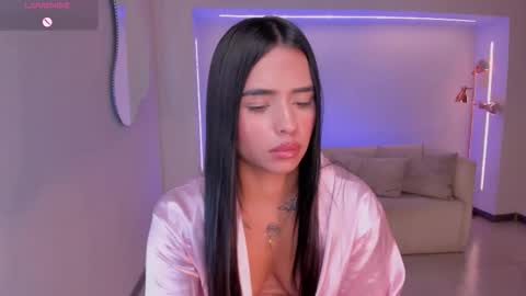 Snapshot of mariaherrera_ chatting on October 9, 2025, 10:41 pm MARIA HERRERA online show from October 9, 2025, 10:41 pm