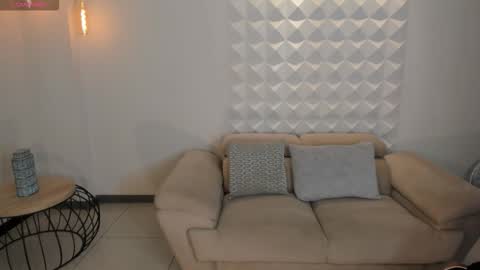 Snapshot of mariaherrera_ chatting on October 15, 2025, 8:53 pm MARIA HERRERA online show from October 15, 2025, 8:53 pm