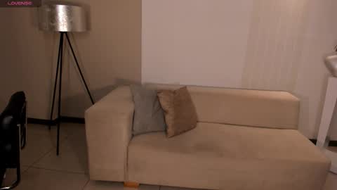 Snapshot of mariaherrera_ chatting on October 18, 2025, 8:09 pm MARIA HERRERA online show from October 18, 2025, 8:09 pm