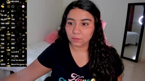   Mariam Castiblanco online show from January 6, 2025, 2:37 am