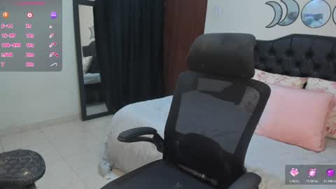   Mariam Castiblanco online show from July 8, 2026, 10:58 pm
