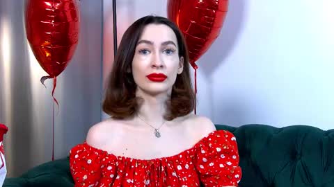 MariaMenson online show from February 13, 2025, 7:31 pm