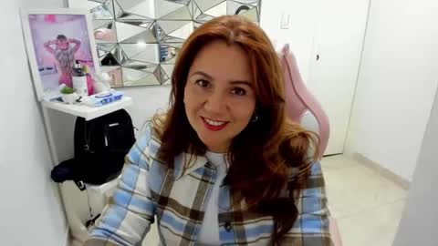 mariana01_m online show from February 4, 2026, 1:28 pm
