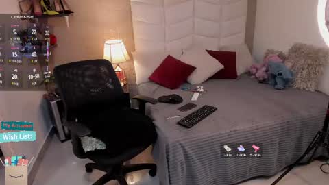 Snapshot of mariana_c chatting on June 18, 2026, 3:05 pm Mar y online show from June 18, 2026, 3:05 pm