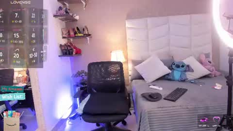 Snapshot of mariana_c chatting on July 9, 2026, 2:54 pm Mar y online show from July 9, 2026, 2:54 pm