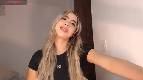 Mariana online show from January 18, 2026, 9:18 pm