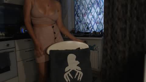 Snapshot of mariana_mur chatting on January 14, 2025, 12:03 pm MarianaMur online show from January 14, 2025, 12:03 pm