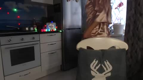 Snapshot of mariana_mur chatting on February 9, 2025, 10:42 am MarianaMur online show from February 9, 2025, 10:42 am