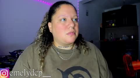   Independent Model online show from September 23, 2025, 5:21 am