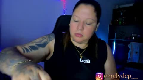 Emely  online show from April 17, 2026, 7:44 am