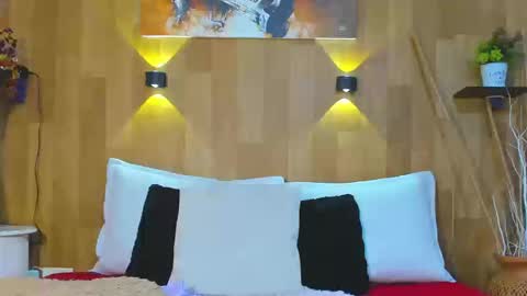 Mariana Angel online show from February 27, 2026, 2:06 pm