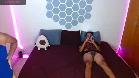 Snapshot of marianaandlian chatting on October 6, 2025, 1:30 pm marianaandlian online show from October 6, 2025, 1:30 pm