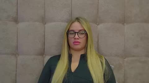 Maria online show from March 1, 2025, 12:39 am