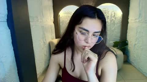 Snapshot of marianna_r_ chatting on February 25, 2026, 7:45 pm marianna_r_ online show from February 25, 2026, 7:45 pm