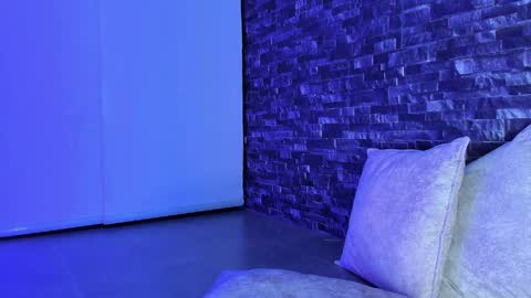 M A R I A N E online show from April 7, 2026, 12:22 am