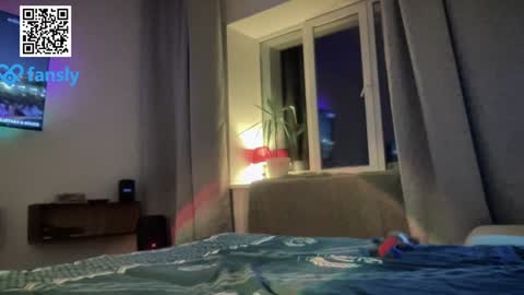 Mari online show from December 8, 2024, 3:56 pm