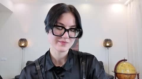 Marie Fitch online show from March 10, 2026, 12:26 am