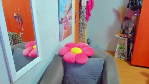 Snapshot of marie_marie03 chatting on March 4, 2025, 7:41 am Marie   online show from March 4, 2025, 7:41 am