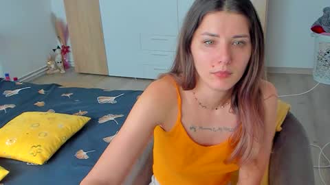 Snapshot of marie_marie03 chatting on March 17, 2026, 6:17 am Marie online show from March 17, 2026, 6:17 am