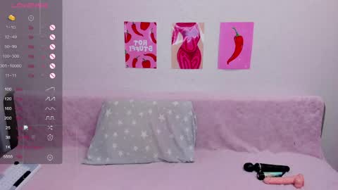Snapshot of marie_reyess chatting on May 30, 2026, 4:53 am Marie 3 online show from May 30, 2026, 4:53 am