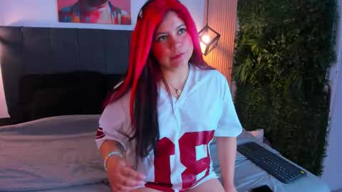 Marie online show from March 18, 2026, 3:31 am