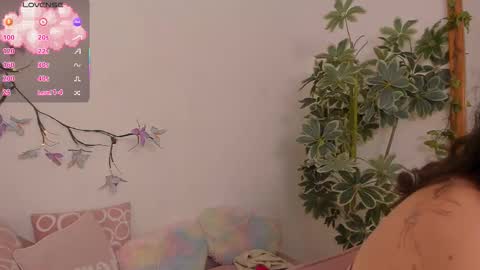 Mariee online show from February 19, 2026, 6:59 pm