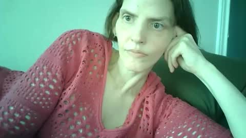 Mariejojo online show from February 16, 2026, 6:04 pm