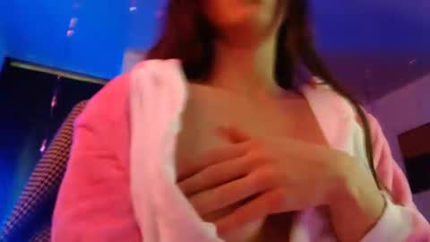 Snapshot of mariel_sins21 chatting on January 2, 2025, 4:02 pm Mariie online show from January 2, 2025, 4:02 pm