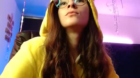 Snapshot of mariel_sins21 chatting on January 10, 2025, 7:00 pm Mariie online show from January 10, 2025, 7:00 pm