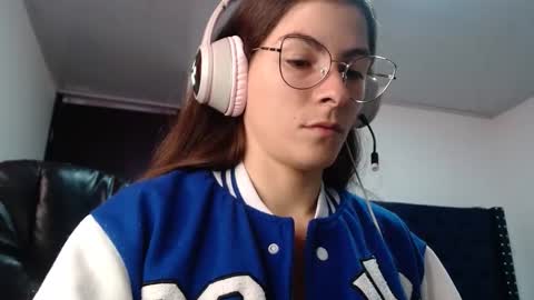 Snapshot of mariel_sins21 chatting on January 22, 2025, 3:07 pm Mariie online show from January 22, 2025, 3:07 pm