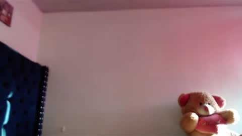 Snapshot of mariel_sins21 chatting on February 26, 2025, 10:09 pm Mariie online show from February 26, 2025, 10:09 pm