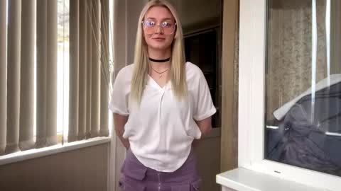 Hey Im Ash  I think together we can hit first 10 thumbs up online show from February 26, 2026, 11:09 am