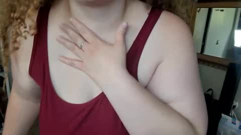 Marie Morre online show from September 9, 2025, 7:02 pm