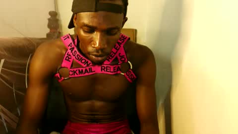 marietabro online show from April 12, 2026, 5:29 pm