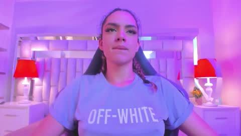 mariiahneedles online show from March 8, 2026, 8:12 pm