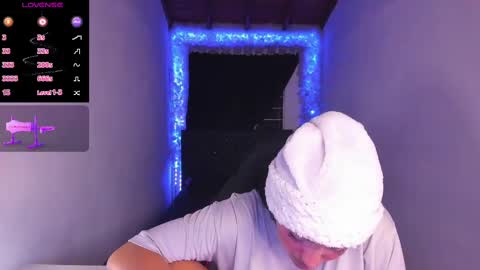 Snapshot of mariiana_hasper chatting on December 6, 2024, 2:46 am Mariana Hasper online show from December 6, 2024, 2:46 am