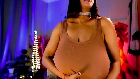 Snapshot of mariicha chatting on February 2, 2025, 9:30 am Nikita - Scroll down and read my bio please. New Pictures in Bio online show from February 2, 2025, 9:30 am