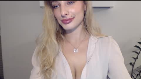 Snapshot of marilyndevilish chatting on December 10, 2024, 9:54 pm MarilynDevilish online show from December 10, 2024, 9:54 pm